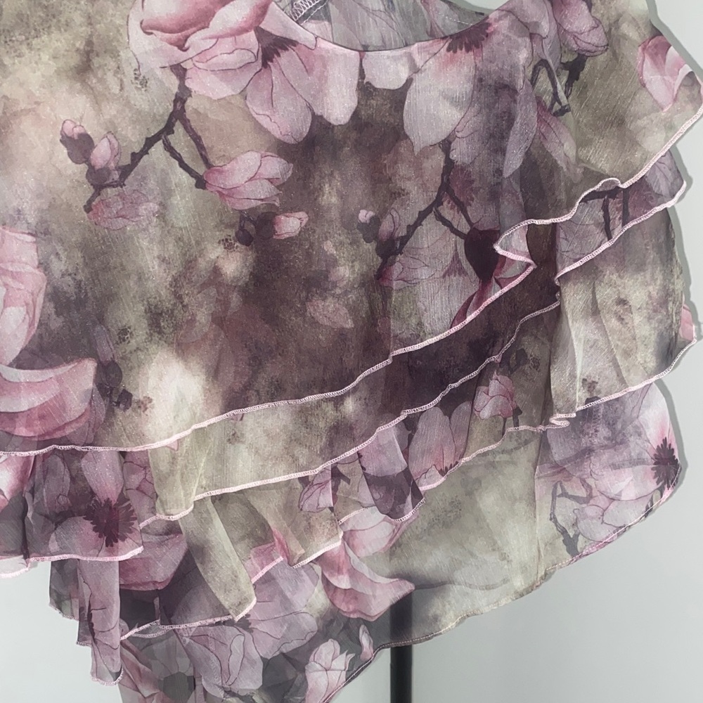 Floral Ruffle Halter Top - Picture 6 of 9